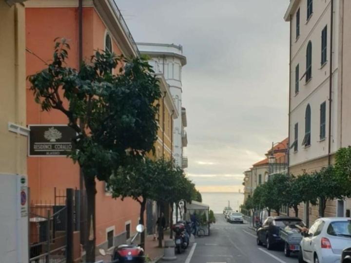 Residence Corallo Alassio Ngoại thất bức ảnh