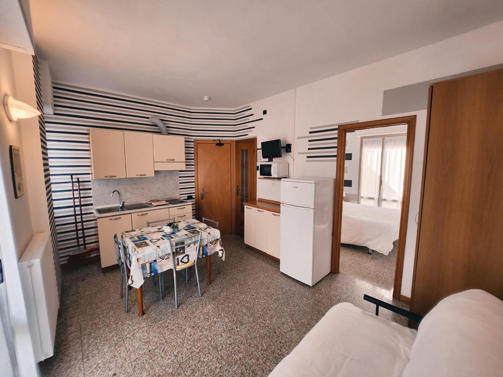 Residence Corallo Alassio Phòng bức ảnh